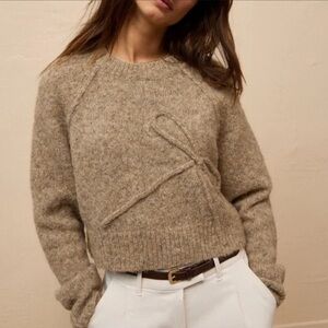 American Eagle AE Tan Cropped Cozy Crew Neck Bow Sweater Women’s Size Small